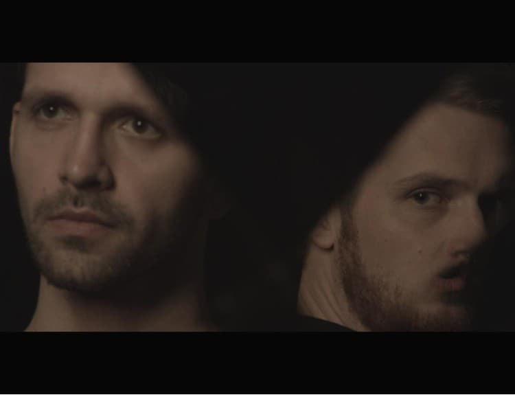 Nová slovenská hudba: Pozrite si debutový videoklip skupiny Says
