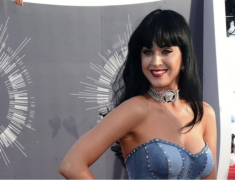 Katy Perry pracuje na novom albume, v roku 2017 vyrazí na turné