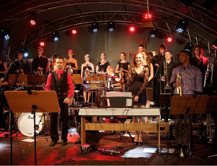 Dnes štartuje festival Červeník, ponúkne aj rockovú operu Cyrano z predmestia!