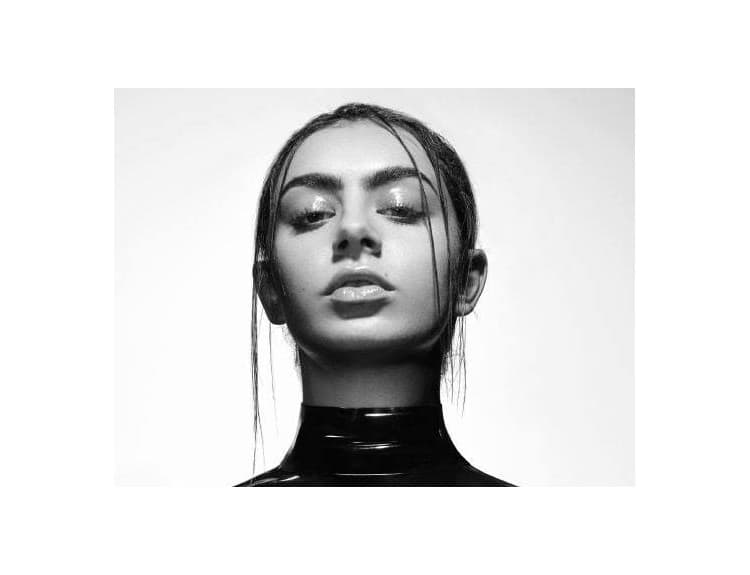 Charli XCX má veľké plány, chce nahrať najlepší popový album roka 2017 