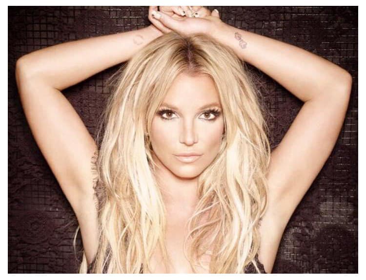 Deluxe edícia novinky od Britney Spears ponúkne 17 skladieb