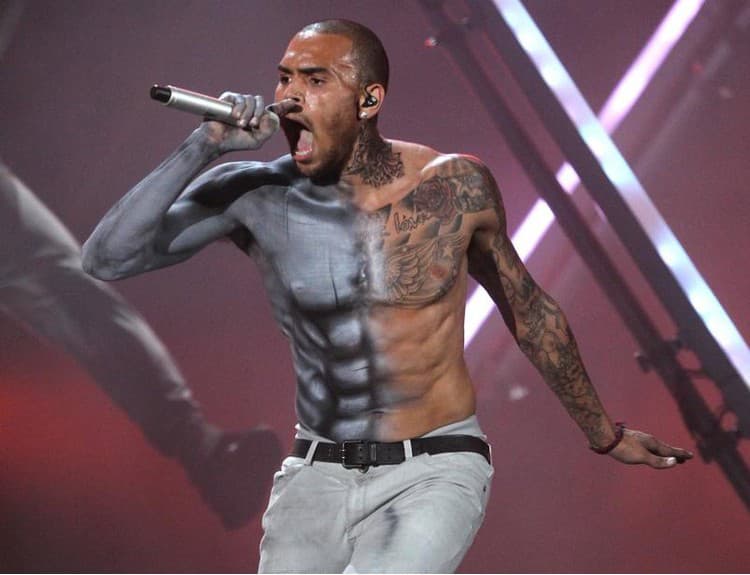 Chris Brown predstavil videoklip k singlu Grass Ain't Greener