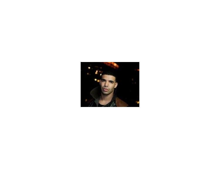Drake má v novom klipe modelku Tyru Banks. Trvá 12 minút  
