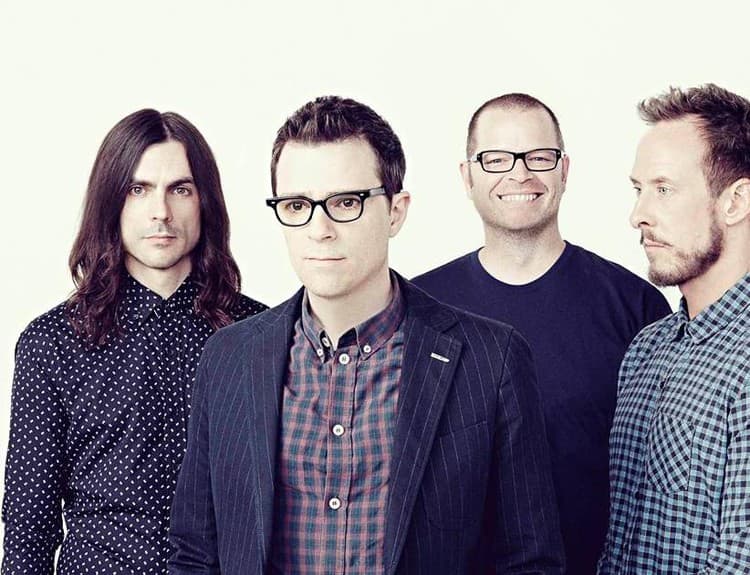 Weezer vydajú deluxe edíciu nahrávky Weezer (The White Album)