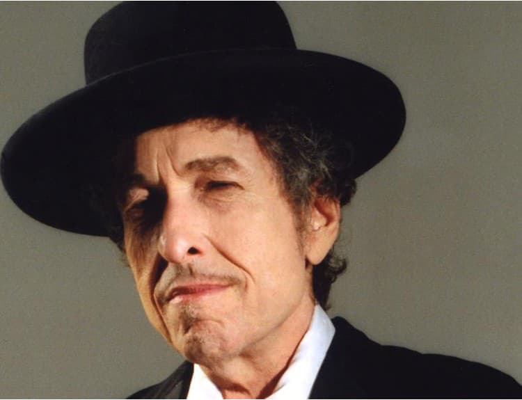 Bob Dylan získal Nobelovu cenu za literatúru. Ako prvý vďaka pesničkám