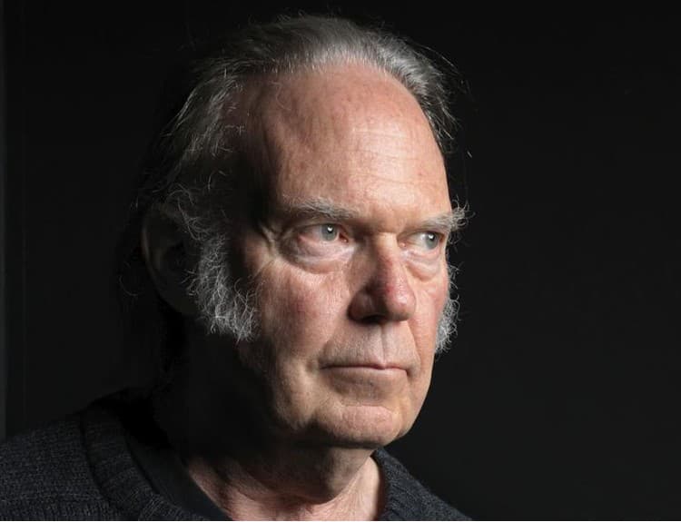 Neil Young vydá v decembri album Peace Trail