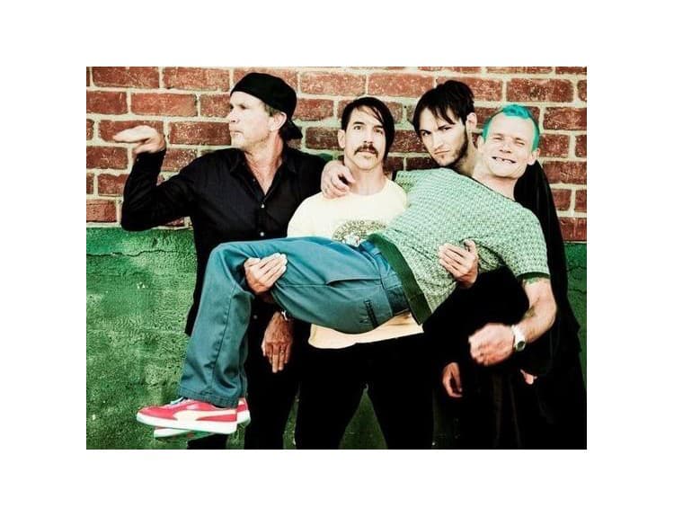 Red Hot Chili Peppers vystúpia aj v Krakove, novembrová Viedeň je vypredaná