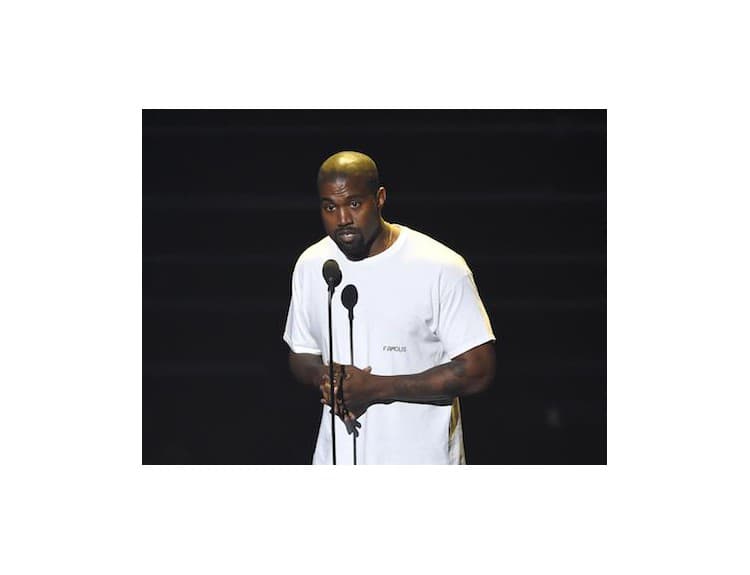 Kanyeho Westa prepustili z nemocnice. Má sa šetriť, hovoria lekári