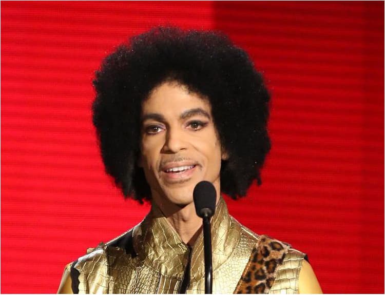 Universal Music Group získala práva na väčšinu Princeovej tvorby