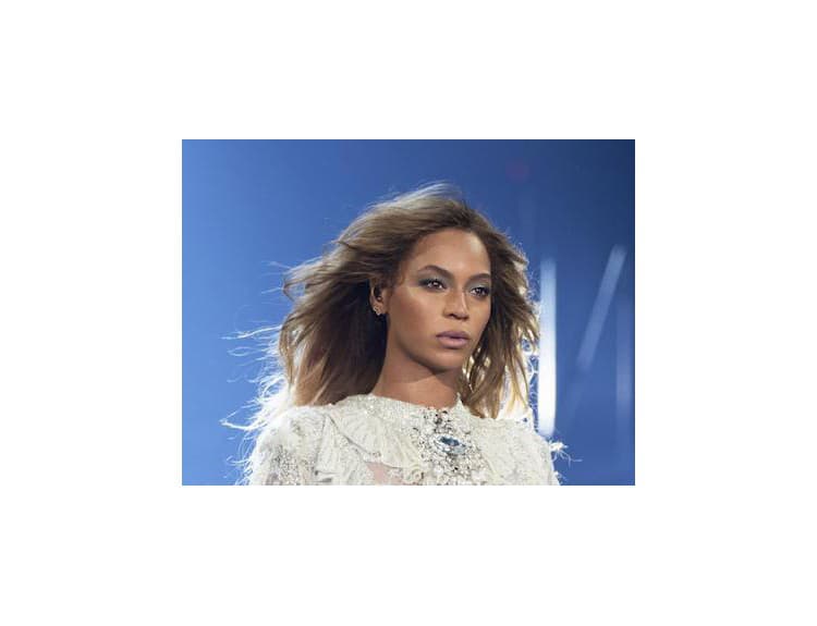 Beyoncé pre tehotenstvo zrušila vystúpenie na festivale Coachella