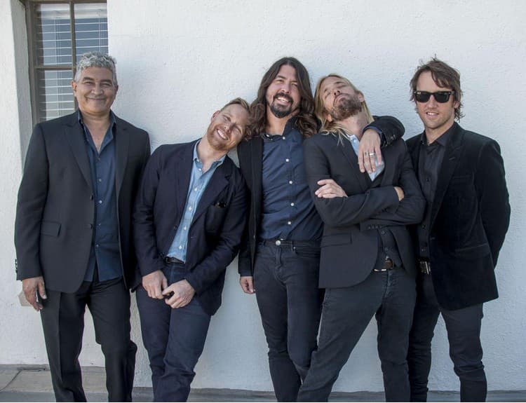 Foo Fighters sa v júni po piatich rokoch vrátia do Prahy