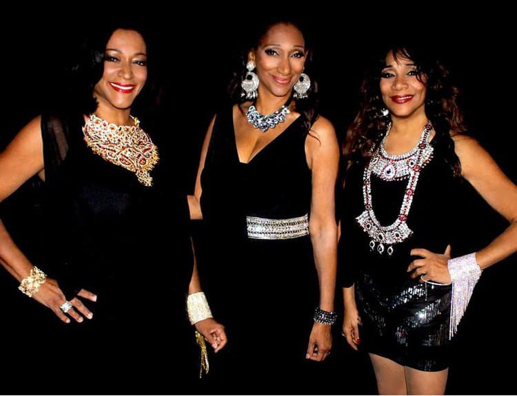 Zomrela speváčka Joni Sledge, známa zo skupiny Sister Sledge