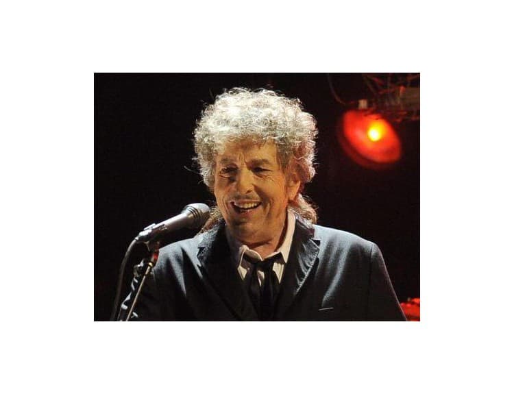Bob Dylan predstavil coververziu piesne Stardust z očakávaného albumu