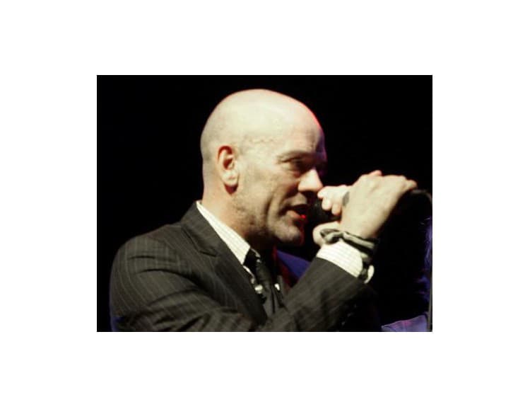 Michael Stipe z R.E.M. predstaví sólovú tvorbu