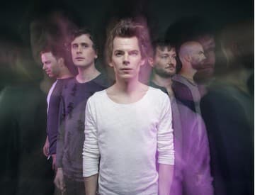 Album českej kapely Zrní pokrstia v Bratislave kamaráti z Korben Dallas