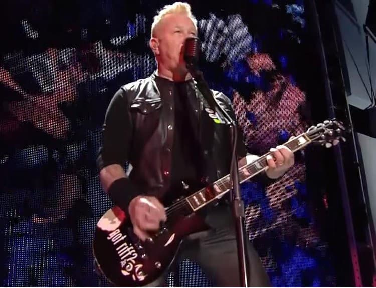 Metallica zverejnila video k piesni No Remorse z Mexico City. Je to nárez