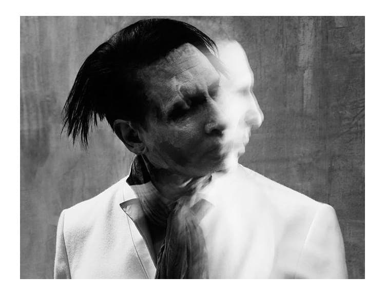 Nový album kapely Marilyn Manson dostal názov Heaven Upside Down