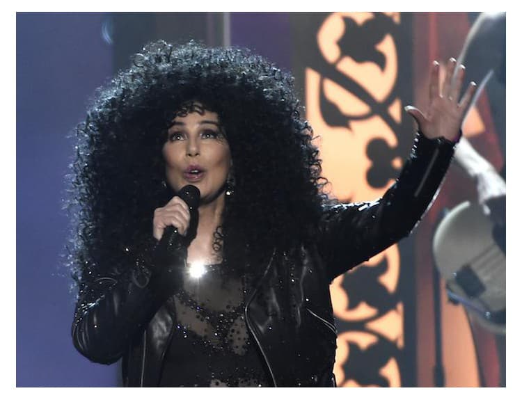 Na Broadwayi uvedú muzikál o živote speváčky Cher