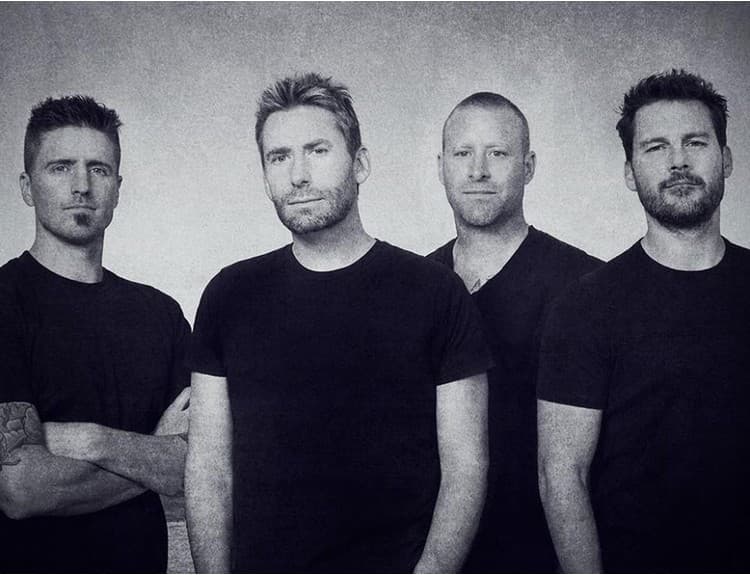 Nickelback zverejnili videoklip Song On Fire. Trochu mysteriózny, trochu gýčový