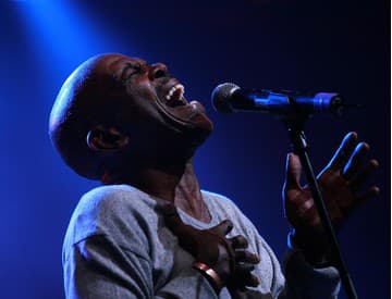 Vo veku 70 rokov zomrel jazzový muzikant Ray Phiri Vo veku 70 rokov zomrel jazzový muzikant Ray Phiri
