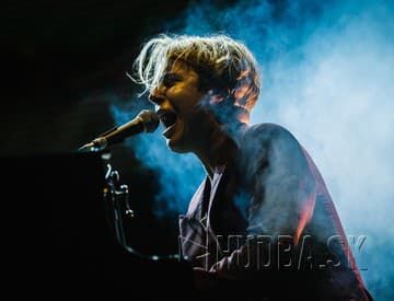 Tom Odell: Je mi absolútne jedno, ako vyzerám Tom Odell: Je mi absolútne jedno, ako vyzerám