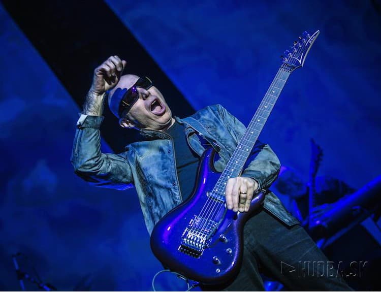 Joe Satriani vydá v januári album What Happens Next