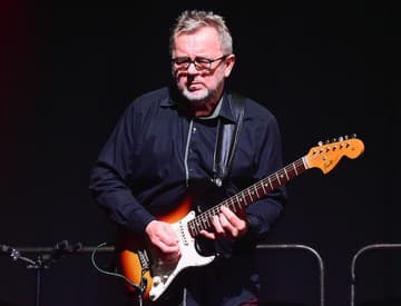 Gitarista Michal Pavlíček so svojím triom vystúpi v Dome kultúry Devín