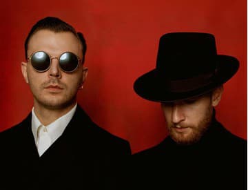 Hurts zverejnili videoklip Chaperone, v Bratislave vystúpia už o mesiac Hurts zverejnili videoklip Chaperone, v Bratislave vystúpia už o mesiac
