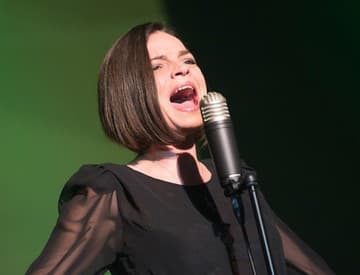 Oslava života s francúzskym šarmom: Skvelá Piaf! The Show opäť v Bratislave! Oslava života s francúzskym šarmom: Skvelá Piaf! The Show opäť v Bratislave!