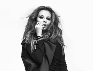 Monika Bagárová vydáva album Flashback. Vypočujte si doteraz zverejnené single Monika Bagárová vydáva album Flashback. Vypočujte si doteraz zverejnené single