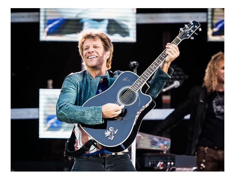 Jon Bon Jovi by na uvedení do siene slávy rád vystúpil s bývalými spoluhráčmi