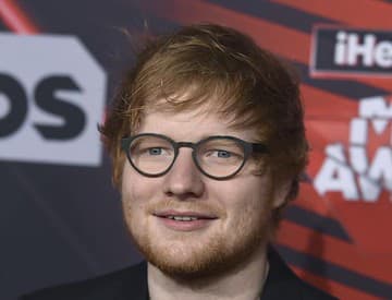 Ed Sheeran má silný záver roka: Prekvapil spoluprácami, ktoré by ste nečakali! Ed Sheeran má silný záver roka: Prekvapil spoluprácami, ktoré by ste nečakali!