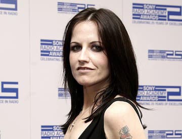 Dolores O'Riordan z The Cranberries podľa polície zomrela prirodzenou smrťou Dolores O'Riordan z The Cranberries podľa polície zomrela prirodzenou smrťou