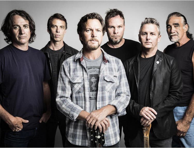Pearl Jam po piatich rokoch zverejnili novú skladbu