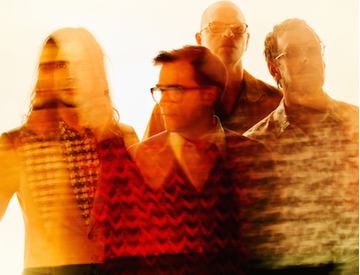 Týždeň v hard & heavy: Weezer trolluje nesprávnym coverom Toto