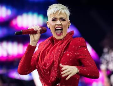 Katy Perry po vydaní posledného albumu zažila ťažké chvíle a stavy úzkosti 