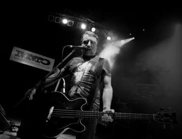Peter Hook sa vráti do Bratislavy. Pripomenie tvorbu Joy Division aj New Order Peter Hook sa vráti do Bratislavy. Pripomenie tvorbu Joy Division aj New Order