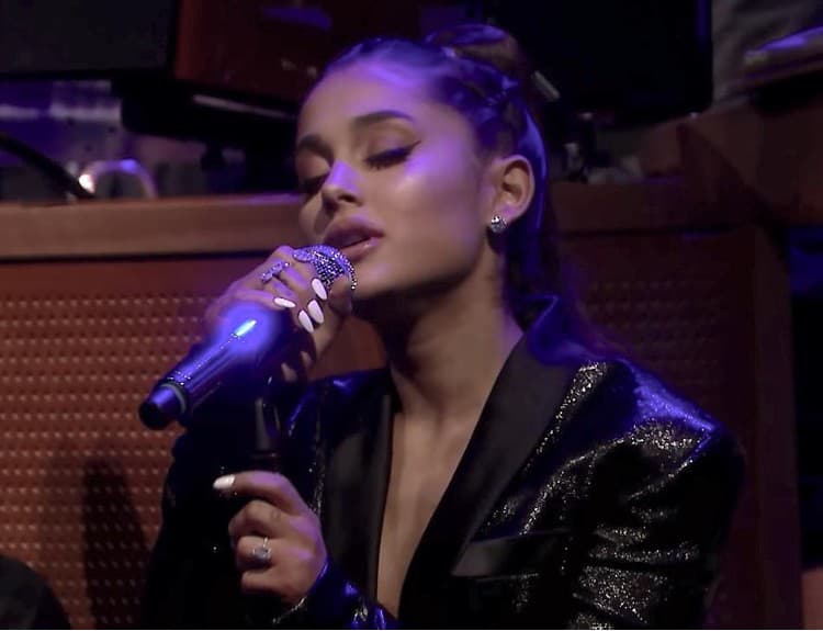 VIDEO: Ariana Grande vzdala emotívnu poctu Arethe Franklin