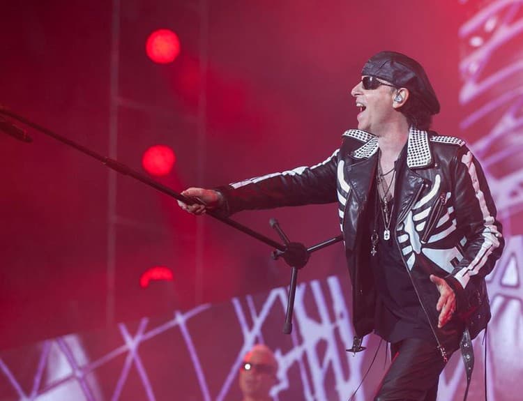 Spevák skupiny Scorpions Klaus Meine sa nebráni novému albumu 