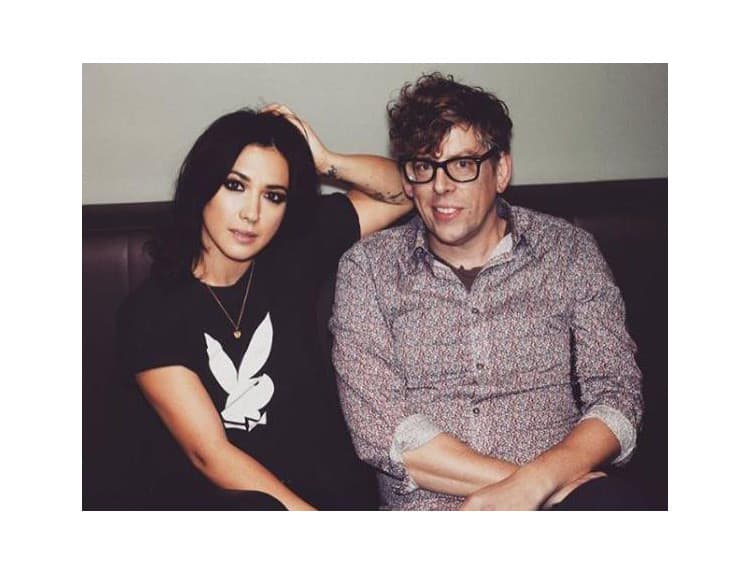 Speváčka Michelle Branch a bubeník Patrick Carney majú syna