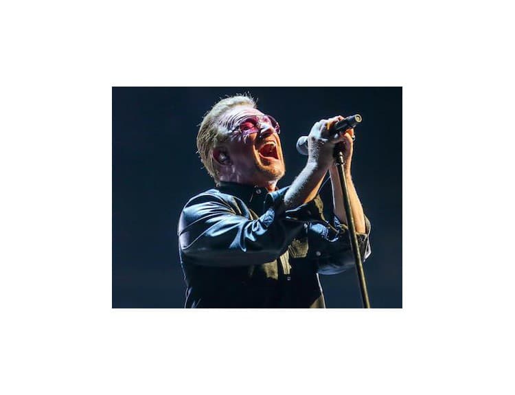 Bonovi z U2 sa vracia hlas. Oznámil náhradný termín za zrušený koncert