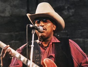Vo veku 84 rokov zomrel bluesový gitarista a spevák Otis Rush Vo veku 84 rokov zomrel bluesový gitarista a spevák Otis Rush