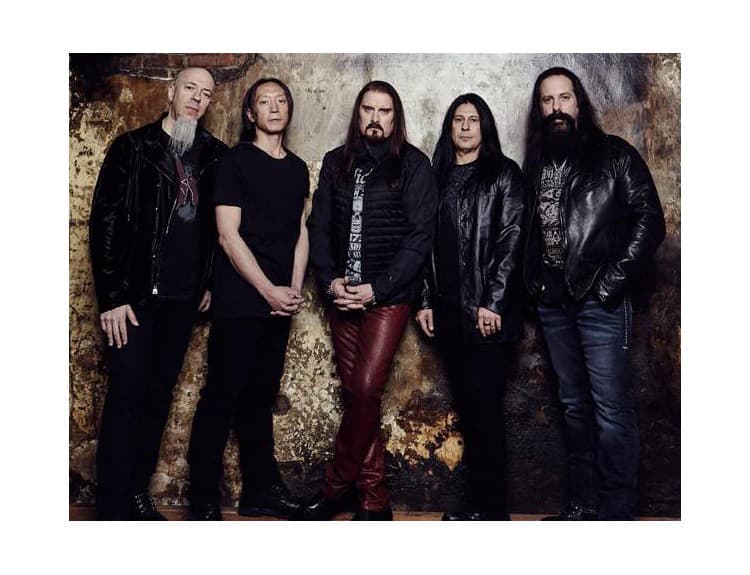 Dream Theater vydajú vo februári nový album s názvom Distance Over Time