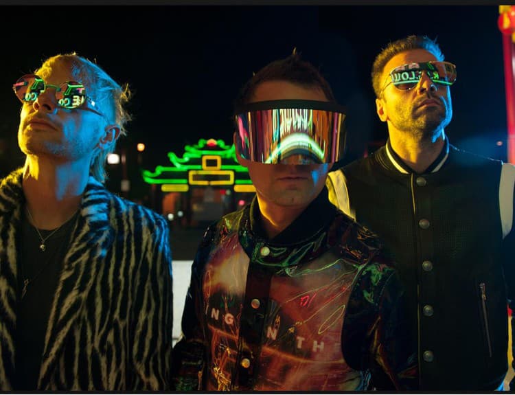 Muse vydávajú nový album. Naživo ho predstavia v Prahe, Budapešti či Krakove