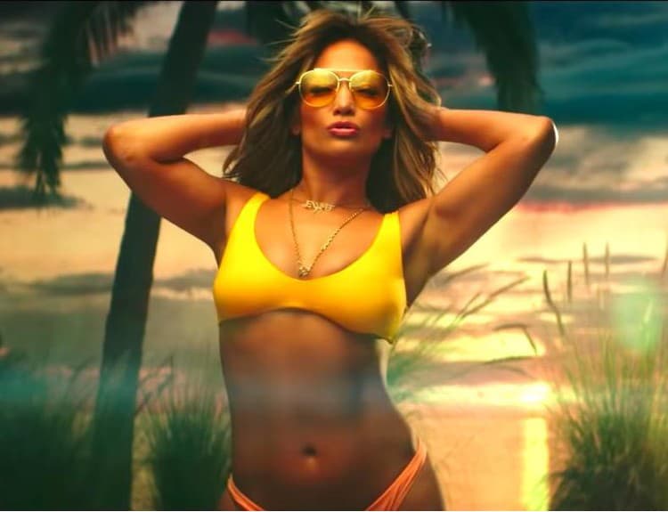 VIDEO: Jennifer Lopez ukázala skvelú postavu v klipe s mladým "zajačikom"