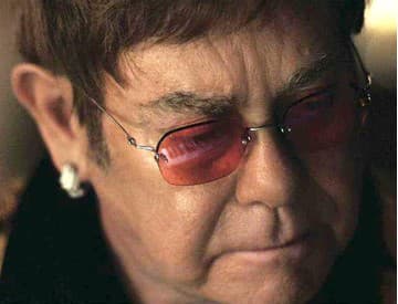 Elton John prepožičal život reklame. Vianočný darček vám vraj môže zmeniť život Elton John prepožičal život reklame. Vianočný darček vám vraj môže zmeniť život