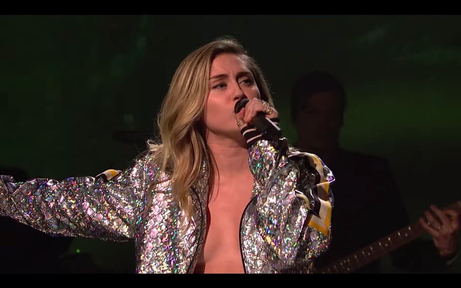 Miley Cyrus v Saturday Night Live, 15.12.2018