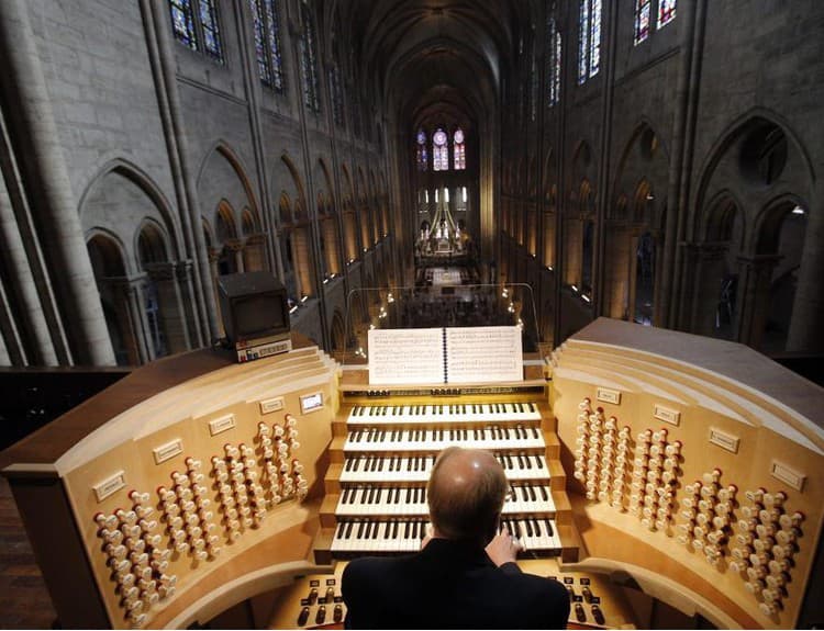 Požiar v katedrále Notre-Dame akoby zázrakom nepoškodil vzácny organ 