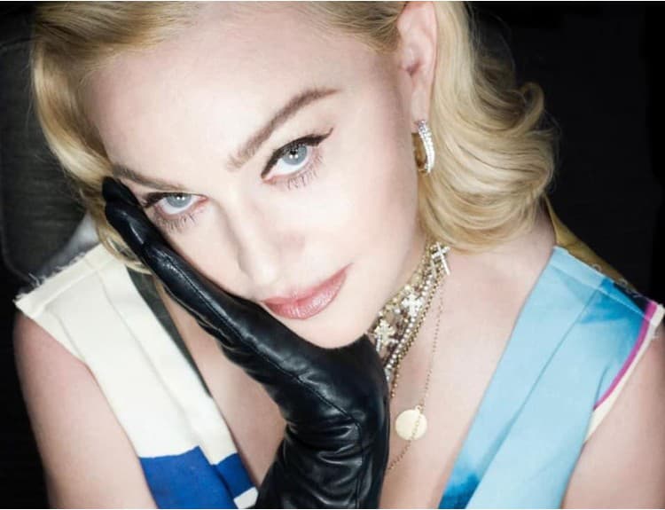 Madonna nemá rada neporiadok. Prekážajú jej aj rozsvietené svetlá