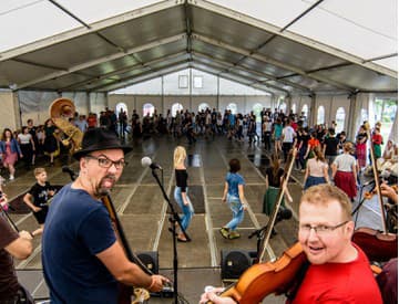 Zobudili sa v amfiteátri vo Východnej a založili festival, ktorý je u nás unikátom Zobudili sa v amfiteátri vo Východnej a založili festival, ktorý je u nás unikátom